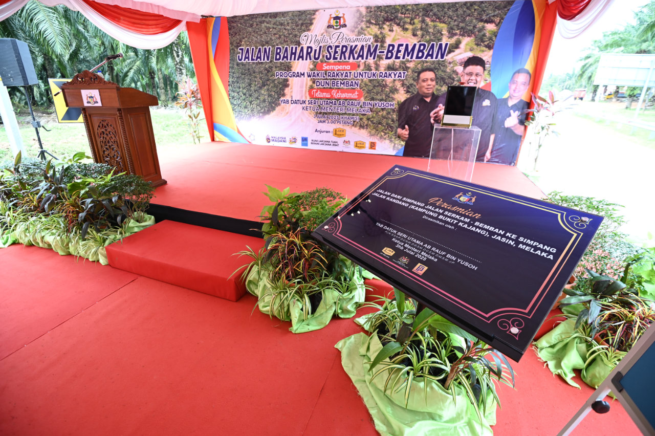 Majlis Perasmian Jalan Baru Serkam Bemban